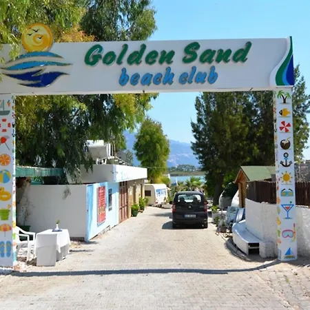 Golden Life & Отель