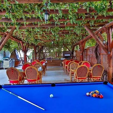 Hotel Golden Life & 4*
