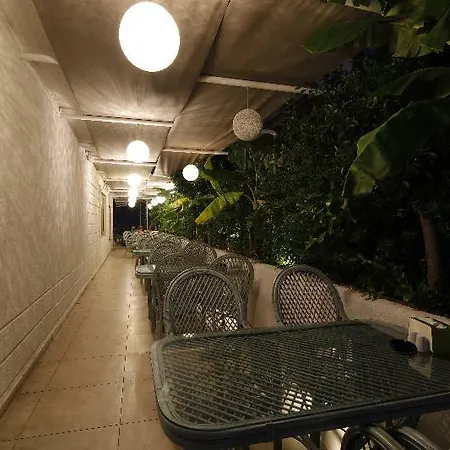 Hotel Golden Life & 4*