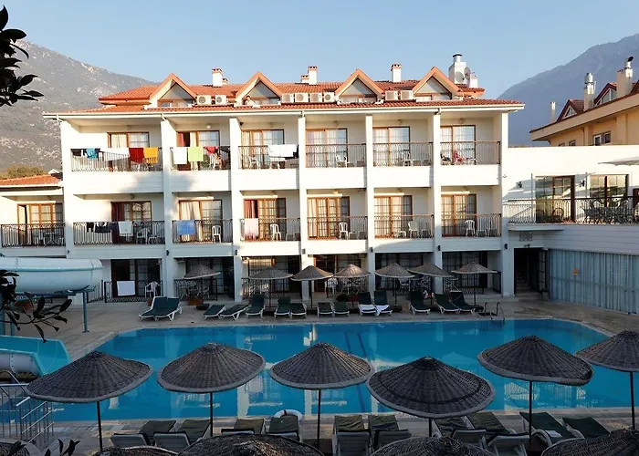 Golden Life & 4* Олудениз