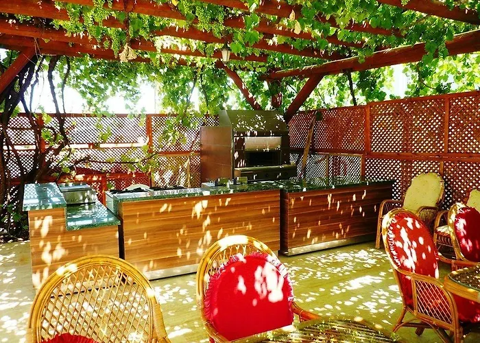 Golden Life & Otel 4*