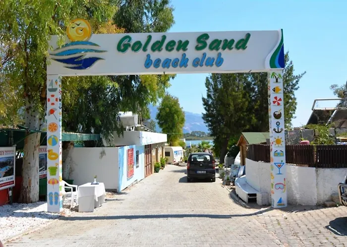 Golden Life & Отель
