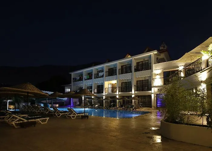 Golden Life & 4* Олудениз