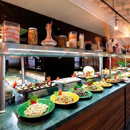 Hotel Golden Life &
