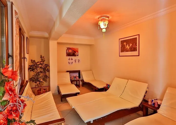 Golden Life & Hotel 4*