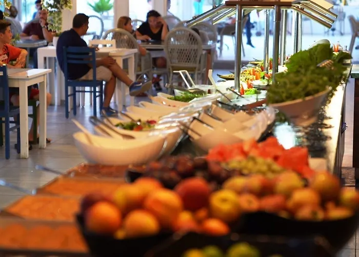 Golden Life & Hotel 4*